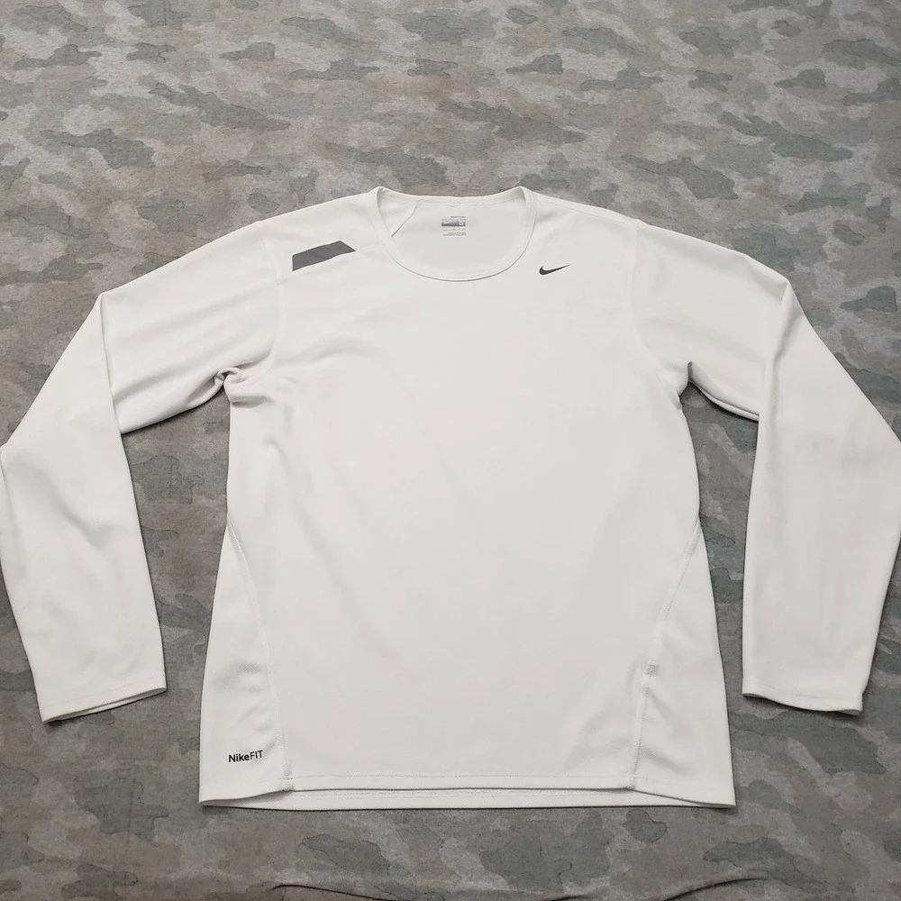 Nike Shirt Mens Small White Pullover Long Sleeve Athletic Fitness Gym